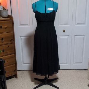 Wilfred Elegant Black Midi Dress